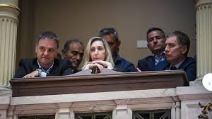 Inminente paquete de reformas del Gobierno: la mesa política acelera las negociaciones por proyectos clave para cambiar la agenda mediática