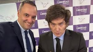 El Presidente descree de las versiones que apuntan a un enriquecimiento ilícito e impulsa una defensa irrestricta sobre su funcionario