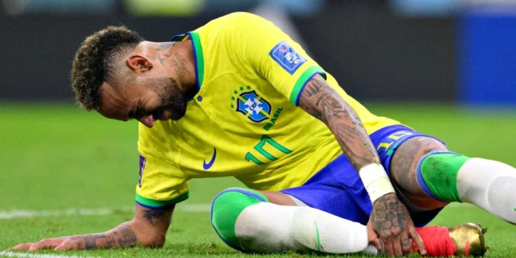 Neymar se pierde el debut de Brasil en el Mundial por lesión: diagnóstico y posibles tiempos de recuperación