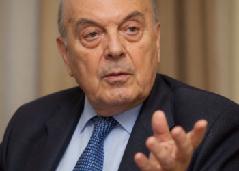 Domingo Cavallo expone dos requisitos esenciales para que el plan de Javier Milei impulse la desinflación y reactive la economía