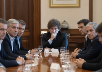 Los desafíos de los gobernadores de Milei: alianzas estratégicas de cara a 2027 y dificultades fiscales