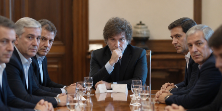 Los desafíos de los gobernadores de Milei: alianzas estratégicas de cara a 2027 y dificultades fiscales