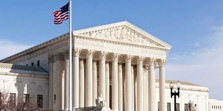 La Corte Suprema de EE. UU. falló y los inmigrantes haitianos y sirios perderán el Estatus de Protección Temporal