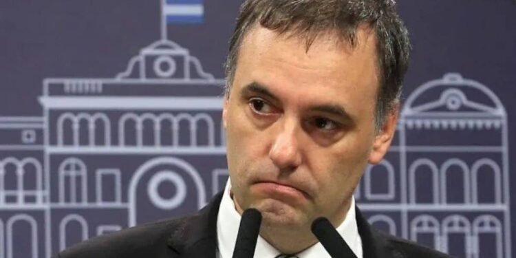 Lecciones tras el caso Adorni