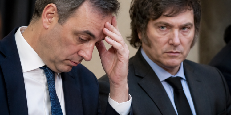 Los gobernadores aliados apuestan a que Milei se pronuncie sobre la situación de Adorni