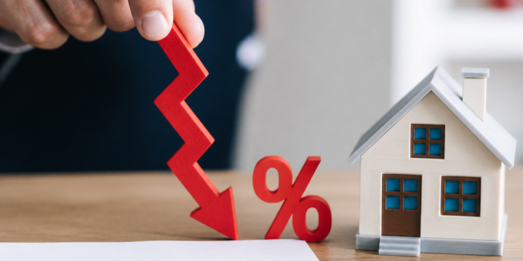 Bancos reducen tasas de créditos hipotecarios y su efecto en el mercado inmobiliario