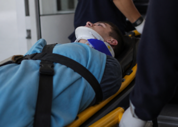 Tragedia en Mar del Plata: joven de 20 años queda paralítico tras disparo de su mejor amigo