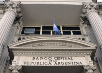 Las consultoras del BCRA prevén una inflación del 2% para junio y julio: proyecciones para los próximos meses
