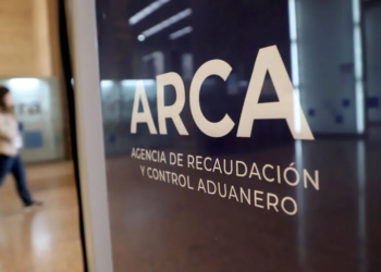 La recaudación tributaria sufrió una caída del 7,4% en junio tras el repunte de mayo