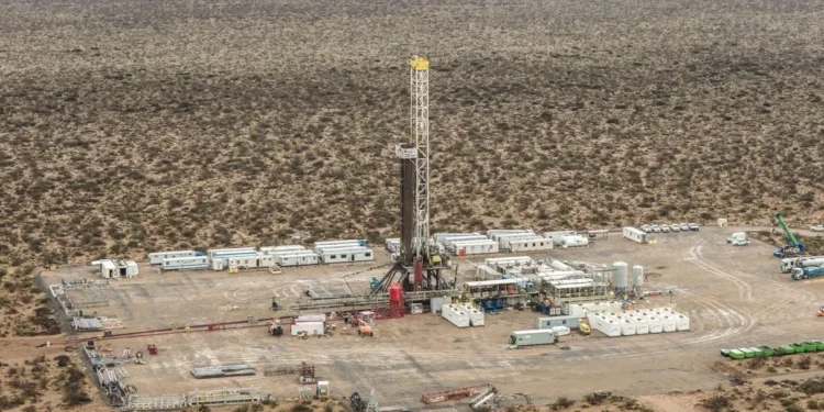 La balanza energética cerró junio con un superávit de 611 millones de dólares