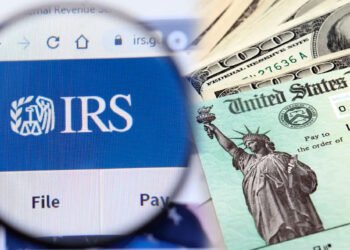 Aprobación de Pagos | El IRS confirmará la entrega de 7.316 dólares a trabajadores y familias que califiquen para el Crédito Tributario por Ingreso de Trabajo