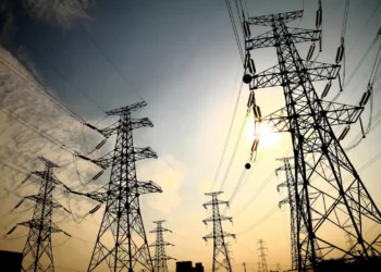 Buscan inversiones privadas por US$800 millones para ampliar la red eléctrica del AMBA