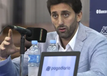 Diego Milito: del ídolo en la cancha a un presidente en la mira