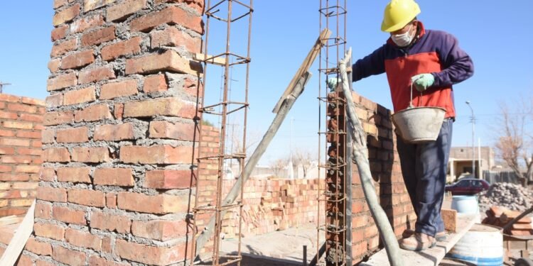Trabajadores de la construcción: cómo quedaron los salarios tras la última actualización paritaria de agosto