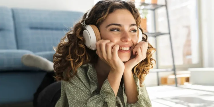 Psicología y música: el poder de escuchar las mismas canciones para regular emociones
