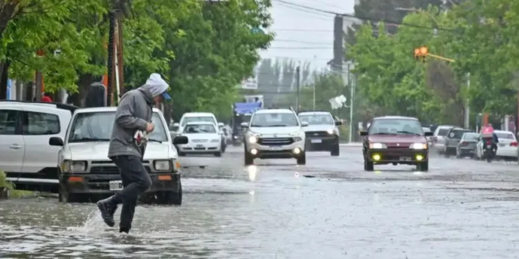 Un nuevo frente de baja presión traerá lluvias y un cambio brusco en el clima