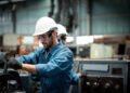 La industria reacomoda sus costos: servicios y salarios subieron, mientras bajaron materias primas y maquinaria