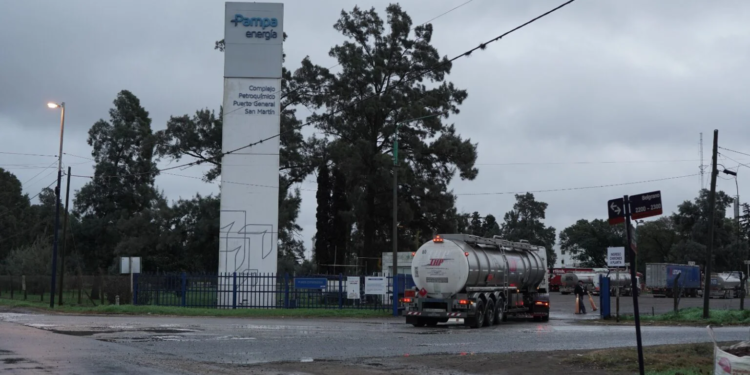 Pampa Energía cerró su planta de caucho sintético en Santa Fe: 100 trabajadores aceptaron retiros voluntarios