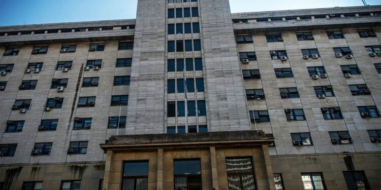 La Justicia confirmó la salida de cinco querellantes del caso $LIBRA