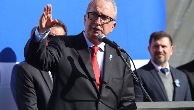 Passalacqua encabeza el ranking de gobernadores con una imagen positiva del 55,1%