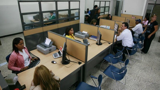 El Gobierno avanza hacia una nueva ronda de retiros voluntarios en el sector público
