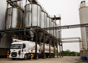 Crisis en un gigante avícola: trabajadores de planta en Río Cuarto solicitan el pago de salarios atrasados