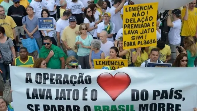 Controversia en el fútbol brasileño por la supuesta venta de diplomas falsos de entrenador